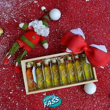 Delikát doboz díszcsomagolásban
