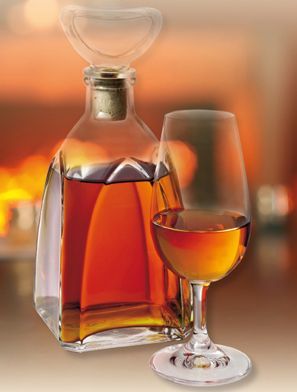 Calvados díszüvegben